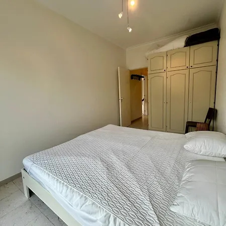 Apartment Met Zeezicht